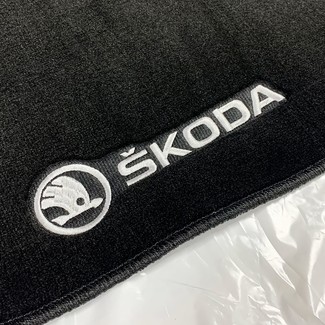 Ворсовые коврики на Skoda Octavia A5 и FL 2004 - 2013 в Мурманске