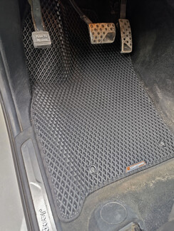 Ворсовые коврики на Jeep Grand Cherokee (WK2) 2010&nbsp;-&nbsp;2022 в Мурманске