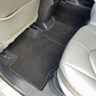 Ворсовые коврики на Toyota Crown Kluger 2021 - 2025 в Мурманске Ворсовые коврики на Toyota Crown Kluger 2021 - 2025 в Мурманске