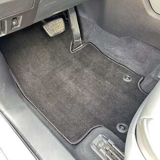 Ворсовые коврики на Toyota Crown Kluger 2021 - 2025 в Мурманске Ворсовые коврики на Toyota Crown Kluger 2021 - 2025 в Мурманске
