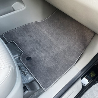 Ворсовые коврики на KIA Carnival III 9 мест и 11 мест 2014 - 2021 в Мурманске Ворсовые коврики на KIA Carnival III 9 мест и 11 мест 2014 - 2021 в Мурманске