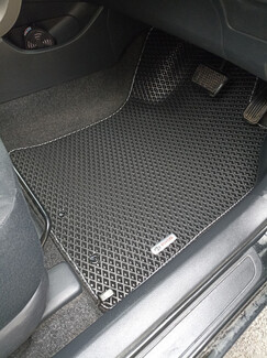 Ворсовые коврики на Toyota Corolla Axio (E14) 2006&nbsp;-&nbsp;2012 в Мурманске