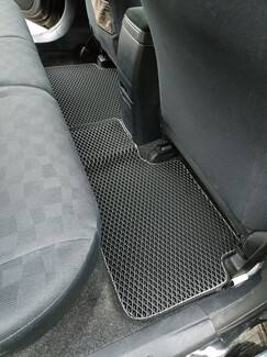 Коврики на Toyota Corolla Fielder (E14) 2006 - 2012 в Мурманске Коврики на Toyota Corolla Fielder (E14) 2006 - 2012 в Мурманске