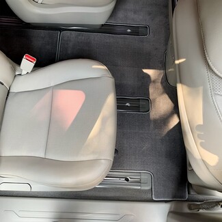 Ворсовые коврики на KIA Carnival III 9 мест и 11 мест 2014 - 2021 в Мурманске Ворсовые коврики на KIA Carnival III 9 мест и 11 мест 2014 - 2021 в Мурманске